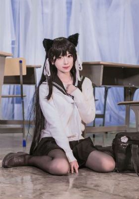 黑白欧美肌肉男生头像_1080全集在线观看